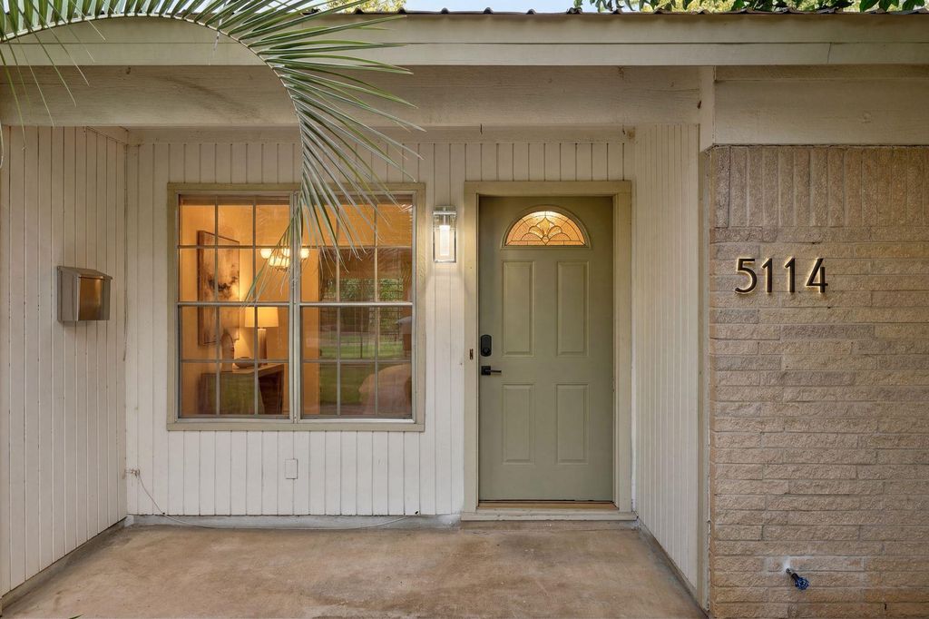 5114 Emerald Forest DR, Austin, TX 78745