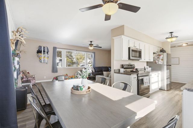 106 E South Street Street, Bolivar, MO 65613