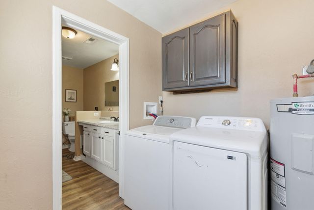 106 E South Street Street, Bolivar, MO 65613