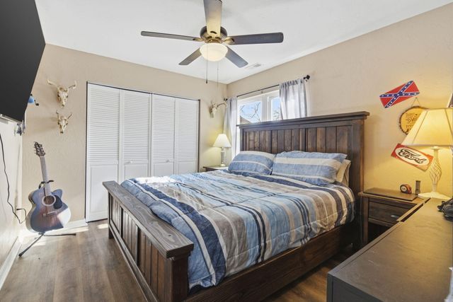 106 E South Street Street, Bolivar, MO 65613