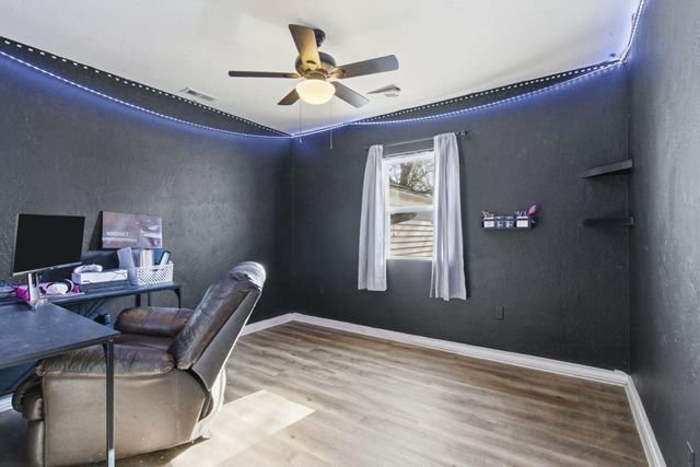 106 E South Street Street, Bolivar, MO 65613