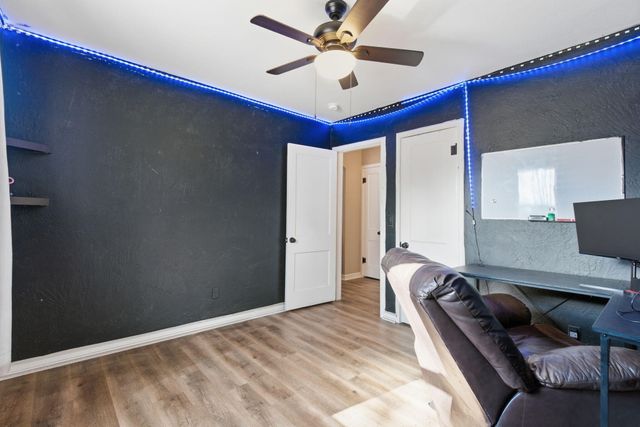 106 E South Street Street, Bolivar, MO 65613