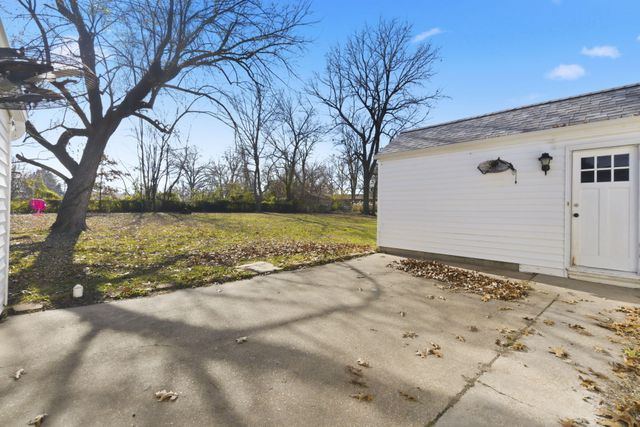 106 E South Street Street, Bolivar, MO 65613