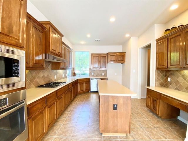 2806 Cool River LOOP, Round Rock, TX 78665