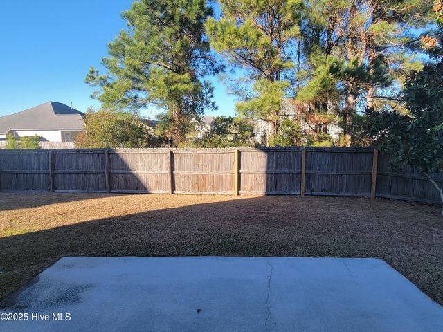 304 Brunswick Drive, Jacksonville, NC 28546