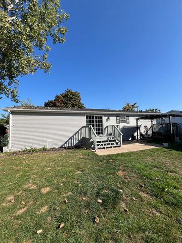 5447 Autumnash Lane, Machesney Park, IL 61115