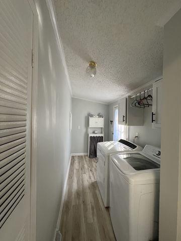 5447 Autumnash Lane, Machesney Park, IL 61115