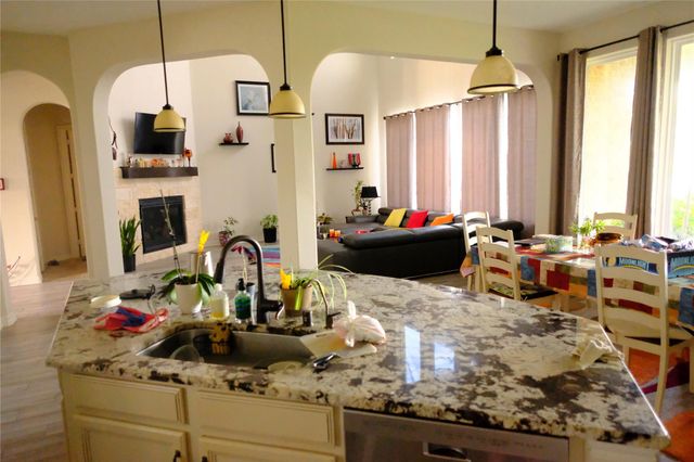 1520 Kaleta Pass Lane, League City, TX 77573