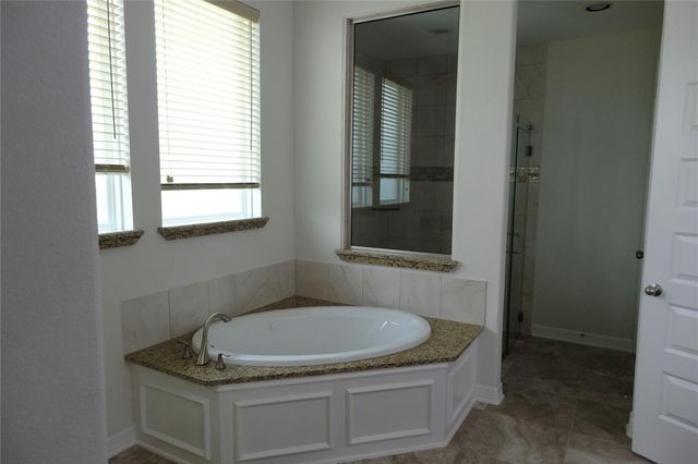 1520 Kaleta Pass Lane, League City, TX 77573