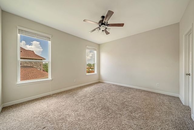 1520 Kaleta Pass Lane, League City, TX 77573