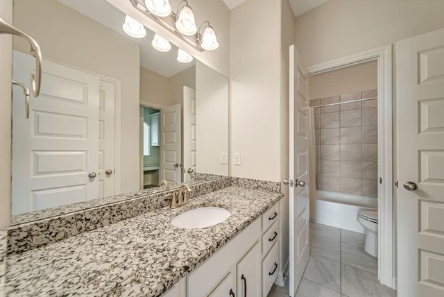 1520 Kaleta Pass Lane, League City, TX 77573
