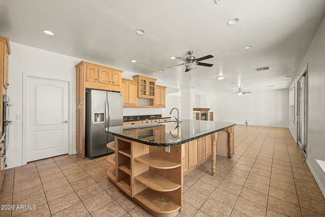 4034 W SAINT KATERI Drive, Phoenix, AZ 85041