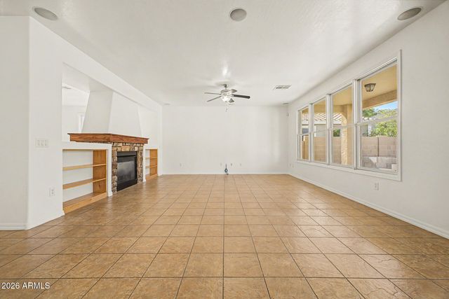 4034 W SAINT KATERI Drive, Phoenix, AZ 85041