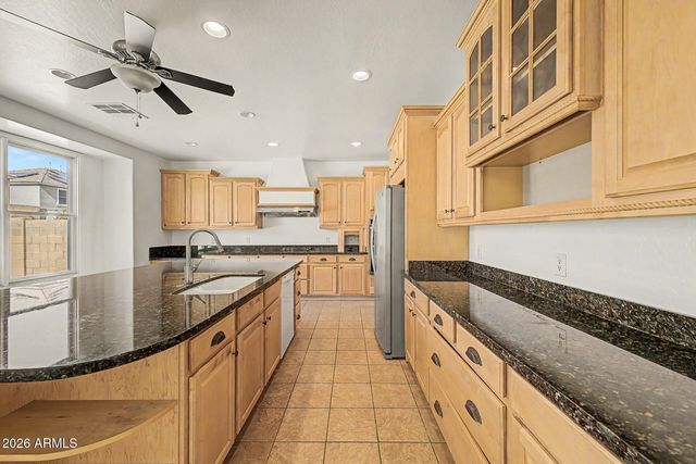 4034 W SAINT KATERI Drive, Phoenix, AZ 85041
