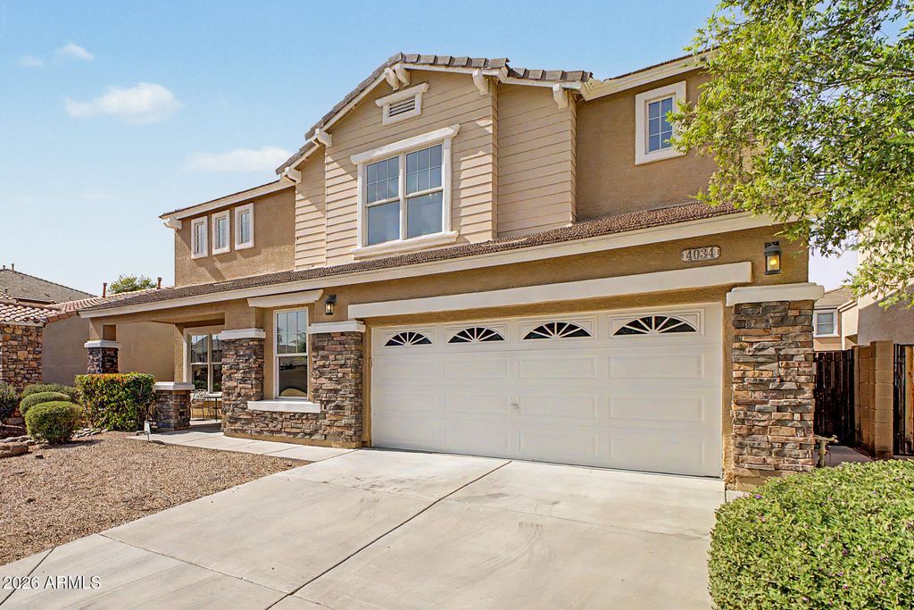 4034 W SAINT KATERI Drive, Phoenix, AZ 85041 — photo 2