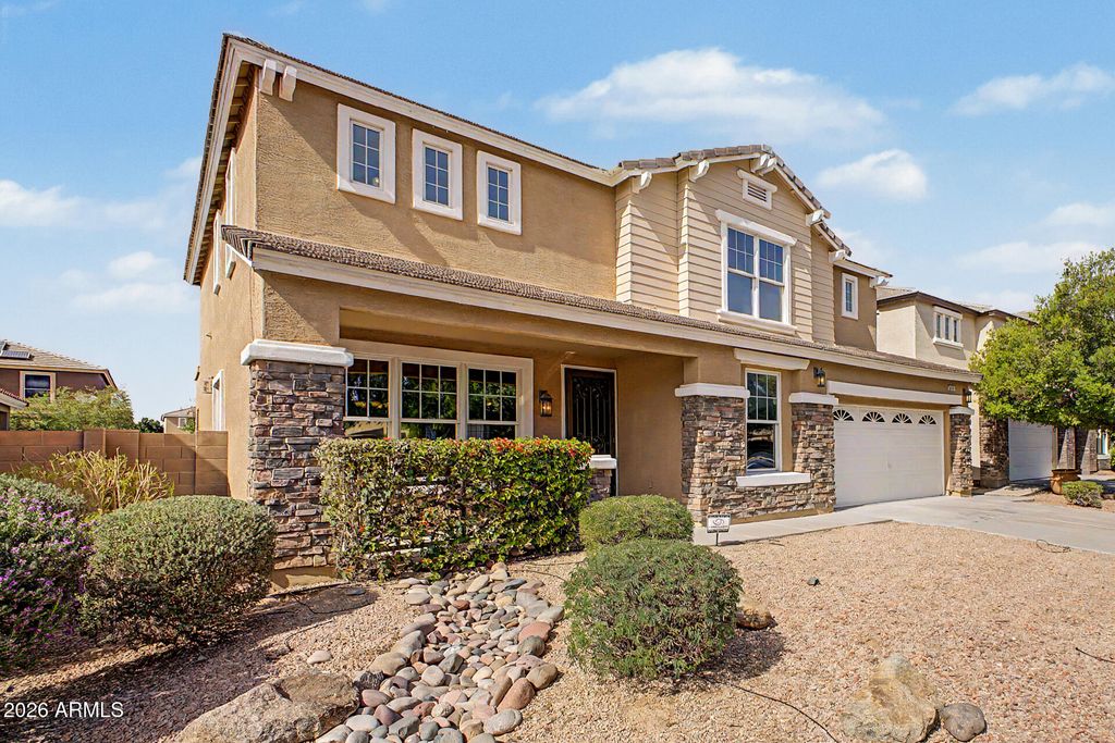 4034 W SAINT KATERI Drive, Phoenix, AZ 85041 — photo 5