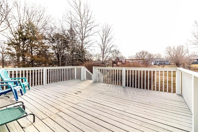 28 SE 240 Road, Warrensburg, MO 64093