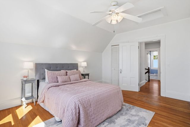 20 Pleasant St, Saugus, MA 01906