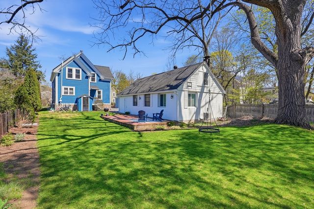 20 Pleasant St, Saugus, MA 01906