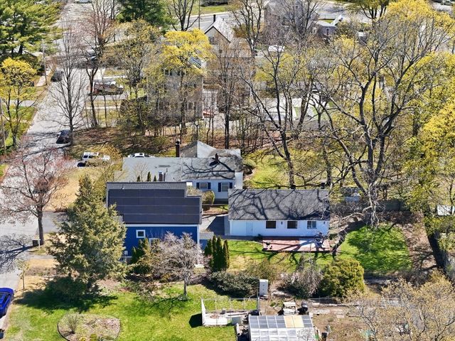 20 Pleasant St, Saugus, MA 01906
