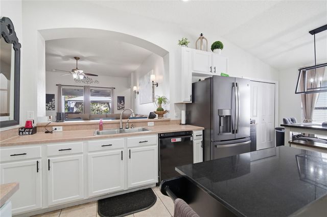 6325 BRIDGECREST DRIVE, Lithia, FL 33547