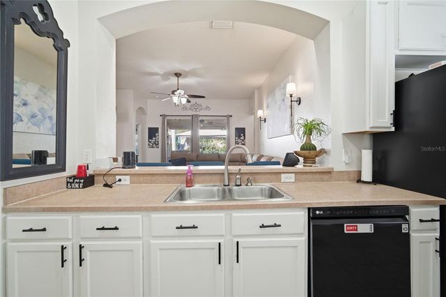 6325 BRIDGECREST DRIVE, Lithia, FL 33547