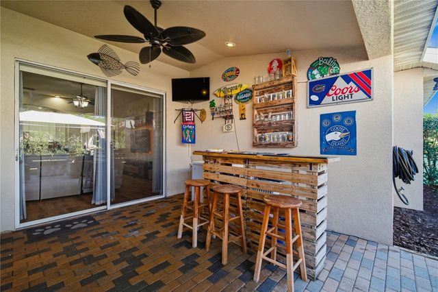 6325 BRIDGECREST DRIVE, Lithia, FL 33547