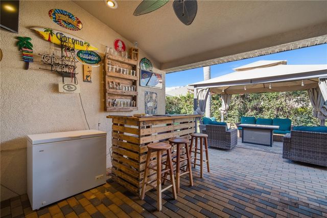 6325 BRIDGECREST DRIVE, Lithia, FL 33547