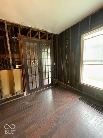 925 Cottage Avenue, Indianapolis, IN 46203