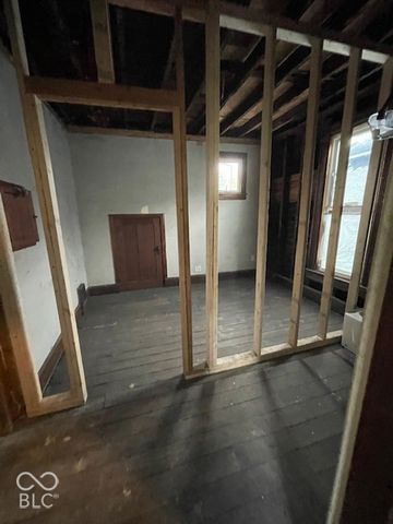 925 Cottage Avenue, Indianapolis, IN 46203