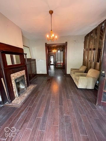 925 Cottage Avenue, Indianapolis, IN 46203