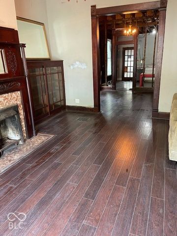 925 Cottage Avenue, Indianapolis, IN 46203