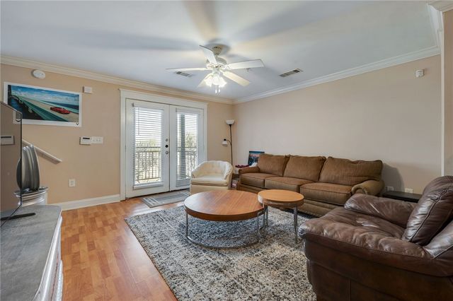 1725 Harvey Mitchell S 627, College Station, TX 77840