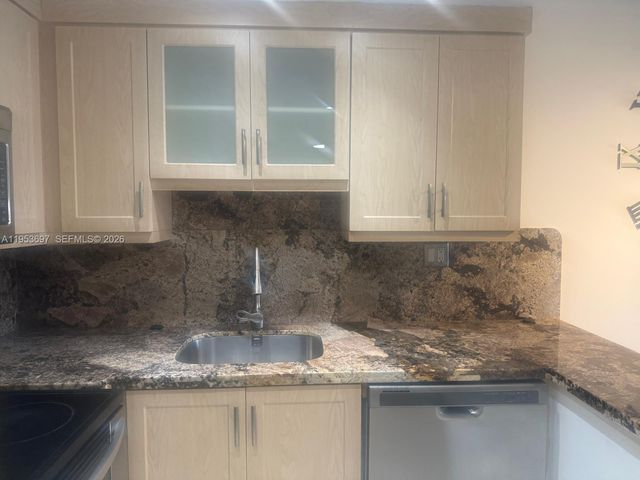 200 177th Dr 507, Sunny Isles Beach, FL 33160