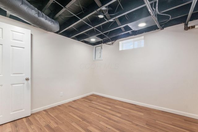 1386 E 22nd Avenue, Columbus, OH 43211