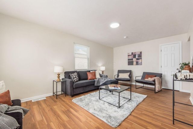 1386 E 22nd Avenue, Columbus, OH 43211