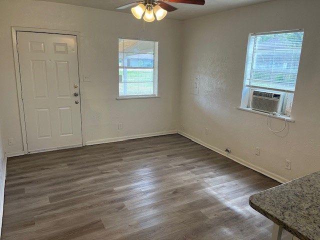 821 Bayport Drive, Lancaster, TX 75134