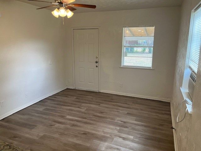 821 Bayport Drive, Lancaster, TX 75134