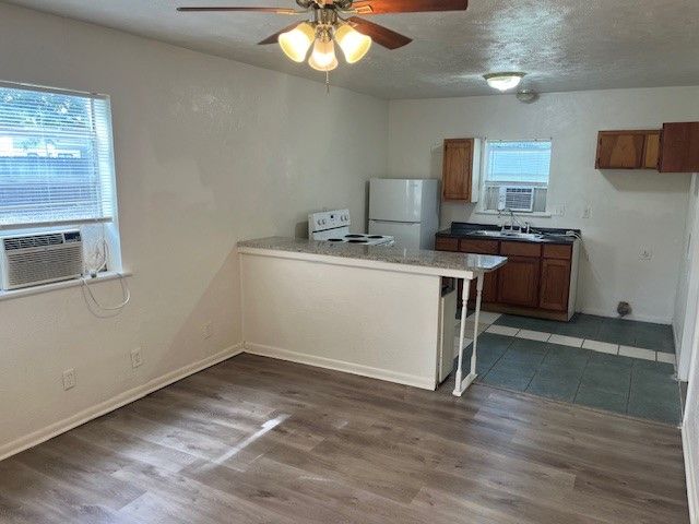 821 Bayport Drive, Lancaster, TX 75134