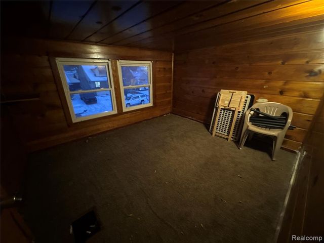 4128 Huron Street, Dearborn Heights, MI 48125