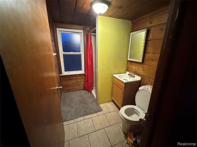 4128 Huron Street, Dearborn Heights, MI 48125