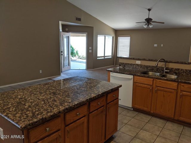 616 S 110TH Place, Mesa, AZ 85208