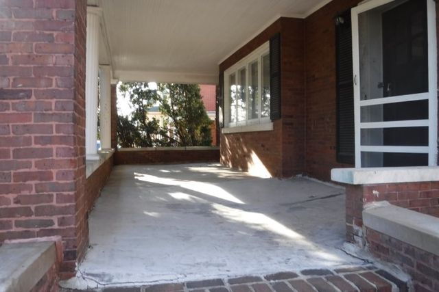 9334 S Pleasant Avenue, Chicago, IL 60643