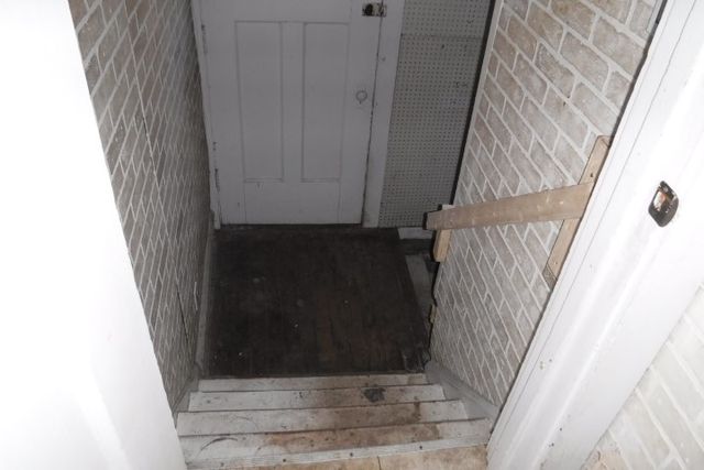 9334 S Pleasant Avenue, Chicago, IL 60643