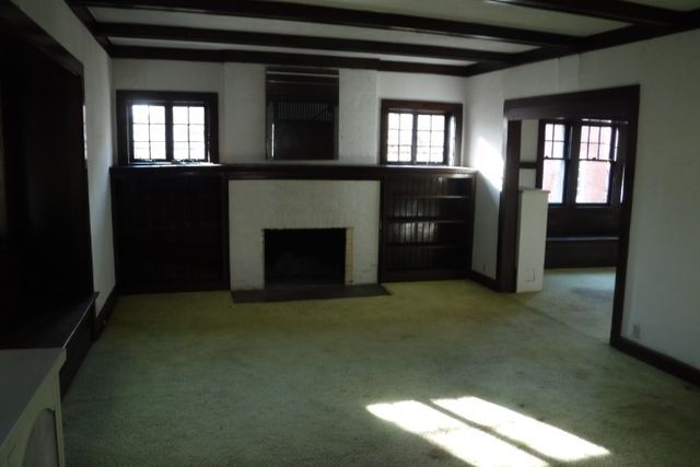 9334 S Pleasant Avenue, Chicago, IL 60643