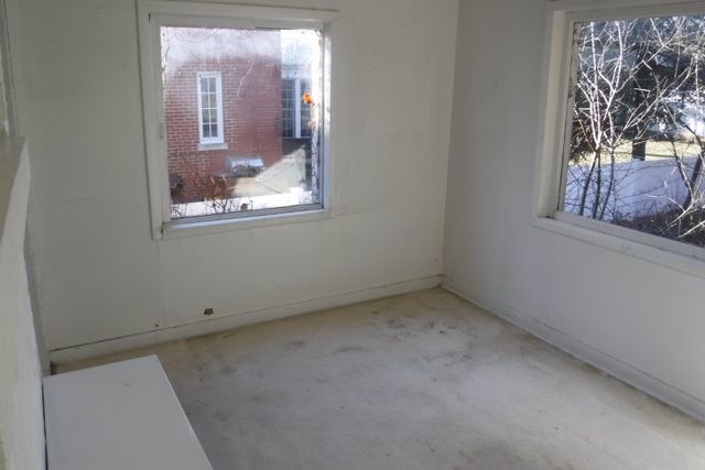 9334 S Pleasant Avenue, Chicago, IL 60643