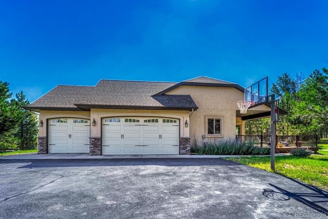 115 Hawkridge Drive, Woodland Park, CO 80863