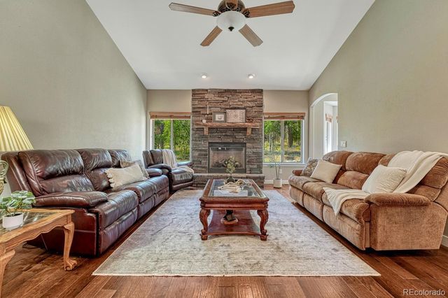 115 Hawkridge Drive, Woodland Park, CO 80863