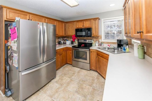 101 Robindale Lane, Temple, GA 30179