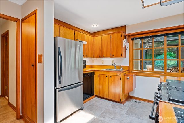 132 Alpha, Longview, WA 98632